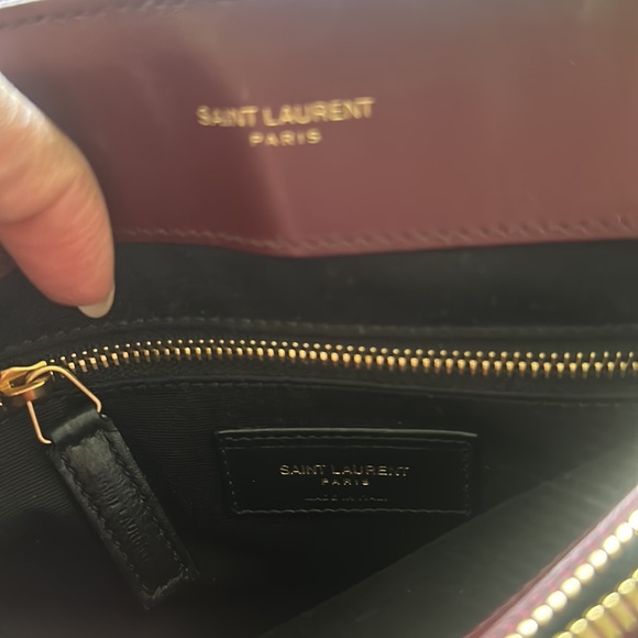 YSL burgundy Lou Lou bag size medium - Picture 13 of 17